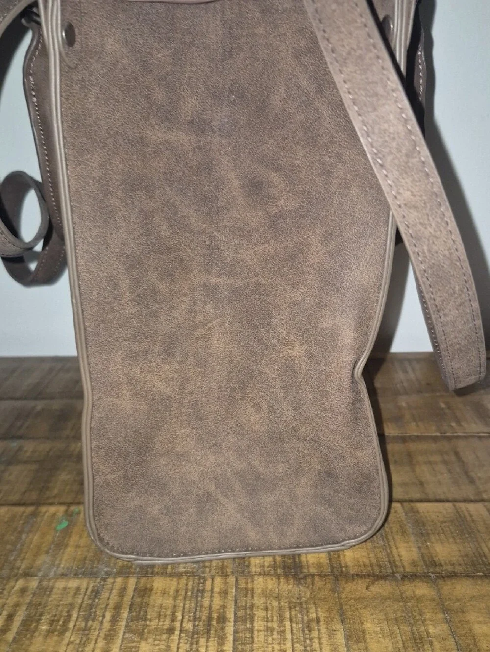 Sale NWOT Wrangler Leopard Print Satchel in Brown and Black